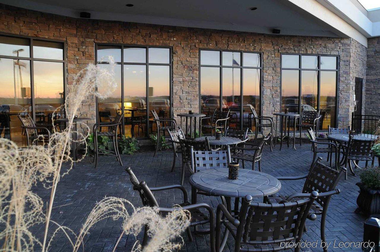 Hilton Garden Inn Cartersville Restaurant photo